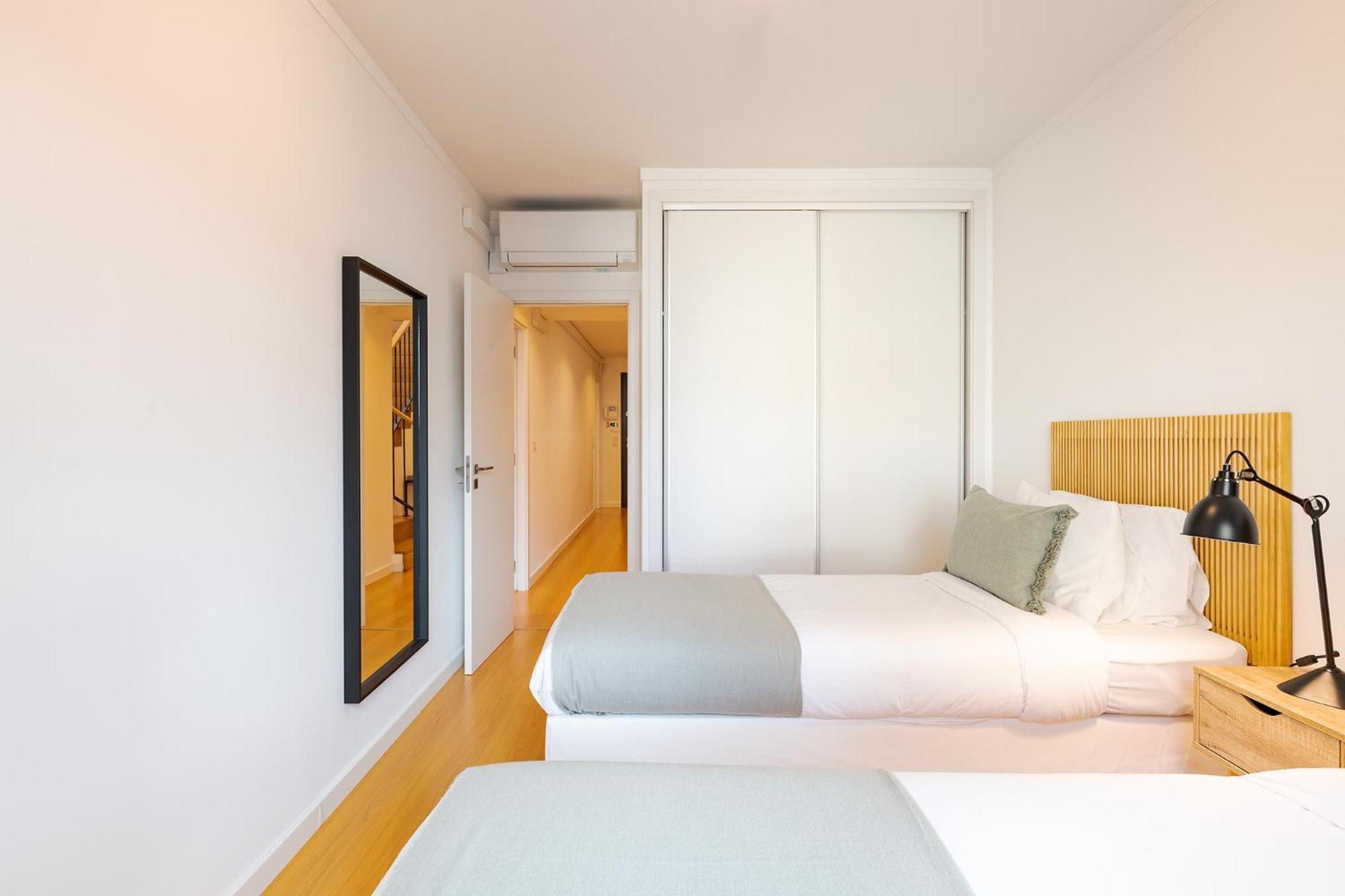 Penthouse For The Lovers - Parking & Views Lisboa